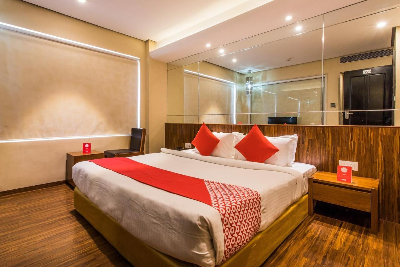 Capital O 14448 Sapphire Star Hotel Indore