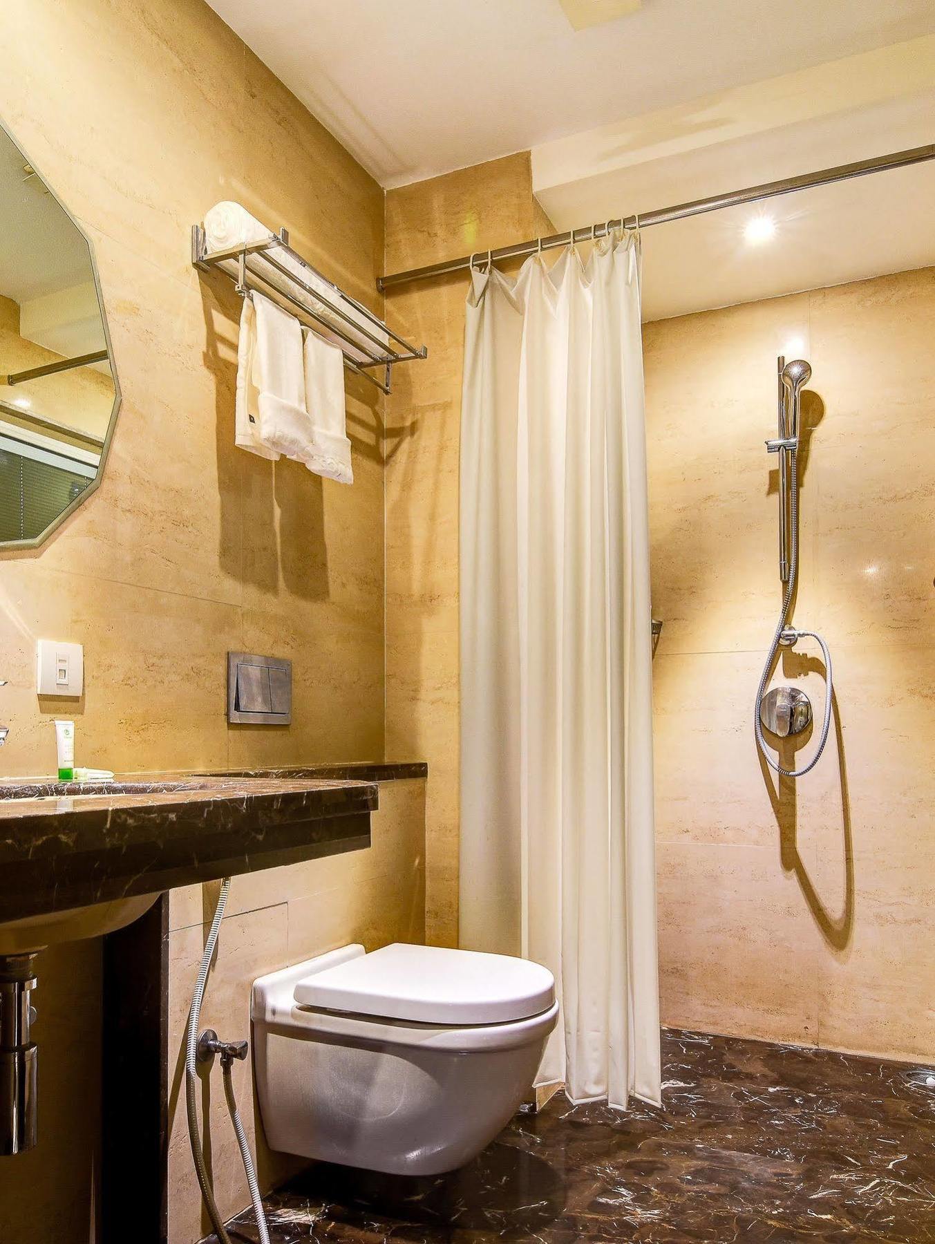 Capital O 14448 Sapphire Star Indore