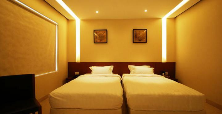 Hotel Capital O 14448 Sapphire Star